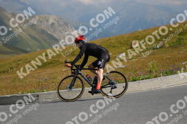 Photo #2378738 | 24-07-2022 10:00 | Passo Dello Stelvio - Peak BICYCLES