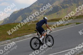 Foto #2377445 | 24-07-2022 09:53 | Passo Dello Stelvio - die Spitze BICYCLES
