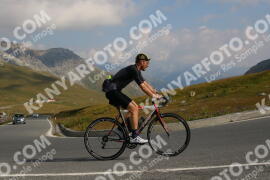 Photo #2377315 | 24-07-2022 09:41 | Passo Dello Stelvio - Peak BICYCLES