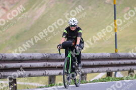 Photo #2410547 | 26-07-2022 11:19 | Passo Dello Stelvio - Peak BICYCLES