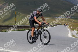 Photo #2394153 | 24-07-2022 14:14 | Passo Dello Stelvio - Peak BICYCLES