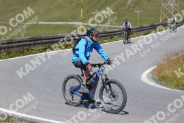 Foto #2429640 | 29-07-2022 11:45 | Passo Dello Stelvio - die Spitze BICYCLES