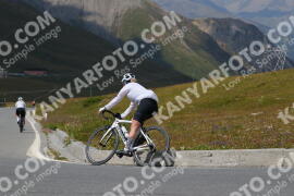 Photo #2394610 | 24-07-2022 14:43 | Passo Dello Stelvio - Peak BICYCLES