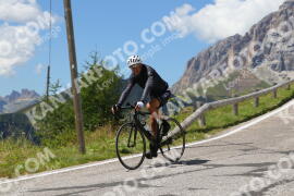 Foto #2559135 | 09-08-2022 13:36 | Pordoi Pass BICYCLES