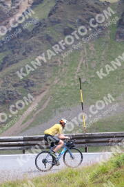 Photo #2422627 | 27-07-2022 12:10 | Passo Dello Stelvio - Peak BICYCLES