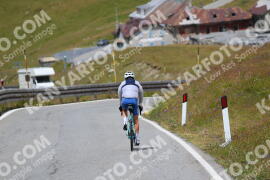 Photo #2422863 | 27-07-2022 12:51 | Passo Dello Stelvio - Peak BICYCLES