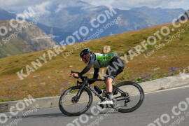 Photo #2409990 | 26-07-2022 09:36 | Passo Dello Stelvio - Peak BICYCLES
