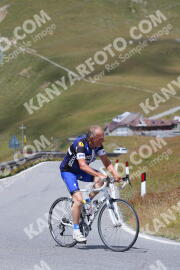 Photo #2486863 | 02-08-2022 12:58 | Passo Dello Stelvio - Peak BICYCLES