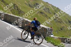 Photo #3525943 | 18-07-2023 11:37 | Passo Dello Stelvio - Prato side BICYCLES