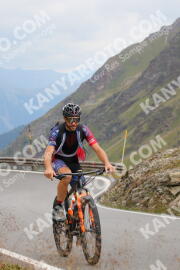Photo #2458538 | 31-07-2022 10:26 | Passo Dello Stelvio - Peak BICYCLES