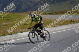Foto #2378113 | 24-07-2022 09:58 | Passo Dello Stelvio - die Spitze BICYCLES
