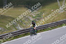 Foto #2423669 | 27-07-2022 11:12 | Passo Dello Stelvio - die Spitze BICYCLES