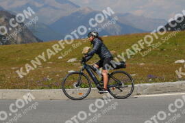 Foto #2394655 | 24-07-2022 14:46 | Passo Dello Stelvio - die Spitze BICYCLES