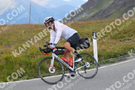 Photo #2423289 | 27-07-2022 14:33 | Passo Dello Stelvio - Peak BICYCLES
