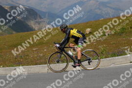 Photo #2392420 | 24-07-2022 13:22 | Passo Dello Stelvio - Peak BICYCLES