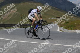 Photo #2393603 | 24-07-2022 13:45 | Passo Dello Stelvio - Peak BICYCLES