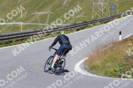 Photo #2429307 | 29-07-2022 11:05 | Passo Dello Stelvio - Peak BICYCLES