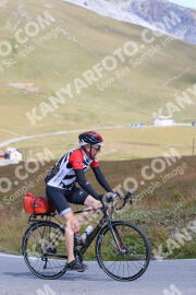 Photo #2483589 | 02-08-2022 11:12 | Passo Dello Stelvio - Peak BICYCLES