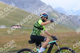 Photo #2461865 | 31-07-2022 12:14 | Passo Dello Stelvio - Peak BICYCLES