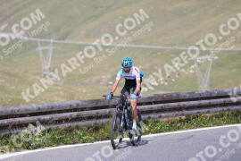 Photo #2401550 | 25-07-2022 11:02 | Passo Dello Stelvio - Peak BICYCLES