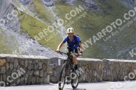 Photo #4081865 | 26-08-2023 13:56 | Passo Dello Stelvio - Prato side BICYCLES