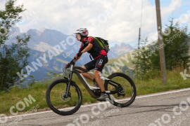 Photo #2543987 | 08-08-2022 13:31 | Pordoi Pass BICYCLES