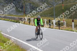 Foto #2464766 | 31-07-2022 15:08 | Passo Dello Stelvio - die Spitze BICYCLES