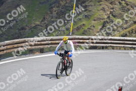 Photo #2430584 | 29-07-2022 12:06 | Passo Dello Stelvio - Peak BICYCLES