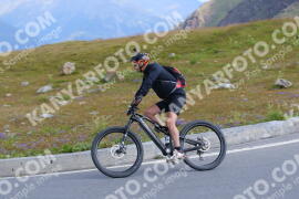 Foto #2410311 | 26-07-2022 10:48 | Passo Dello Stelvio - die Spitze BICYCLES