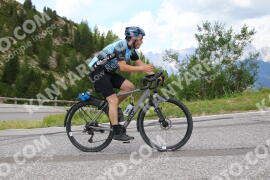 Photo #2542169 | 08-08-2022 12:00 | Pordoi Pass BICYCLES