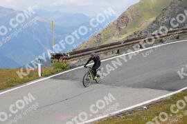Foto #2439060 | 30-07-2022 11:45 | Passo Dello Stelvio - die Spitze BICYCLES