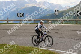 Photo #2544050 | 08-08-2022 13:41 | Pordoi Pass BICYCLES
