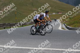 Photo #2385041 | 24-07-2022 11:28 | Passo Dello Stelvio - Peak BICYCLES