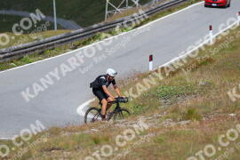 Photo #2423820 | 27-07-2022 11:34 | Passo Dello Stelvio - Peak BICYCLES
