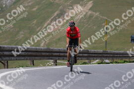 Photo #2392389 | 24-07-2022 13:22 | Passo Dello Stelvio - Peak BICYCLES