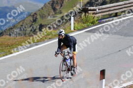 Foto #2429267 | 29-07-2022 10:59 | Passo Dello Stelvio - die Spitze BICYCLES