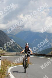 Photo #2423708 | 27-07-2022 11:17 | Passo Dello Stelvio - Peak BICYCLES