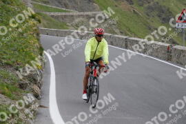 Photo #3259564 | 27-06-2023 16:10 | Passo Dello Stelvio - Prato side BICYCLES