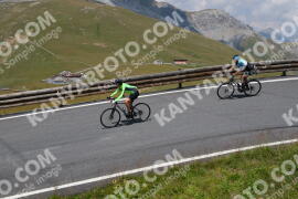 Photo #2412944 | 25-07-2022 12:49 | Passo Dello Stelvio - Peak BICYCLES
