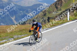 Foto #2429356 | 29-07-2022 11:11 | Passo Dello Stelvio - die Spitze BICYCLES