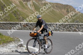 Photo #3983337 | 20-08-2023 13:14 | Passo Dello Stelvio - Prato side BICYCLES