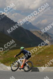 Foto #2394789 | 24-07-2022 14:56 | Passo Dello Stelvio - die Spitze BICYCLES