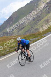 Photo #2422908 | 27-07-2022 12:58 | Passo Dello Stelvio - Peak BICYCLES