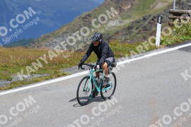 Photo #2434009 | 29-07-2022 13:08 | Passo Dello Stelvio - Peak BICYCLES
