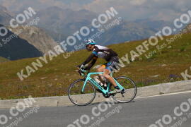 Photo #2390909 | 24-07-2022 12:57 | Passo Dello Stelvio - Peak BICYCLES