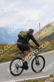 Foto #2463729 | 31-07-2022 14:09 | Passo Dello Stelvio - die Spitze BICYCLES