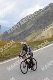 Photo #2422913 | 27-07-2022 13:01 | Passo Dello Stelvio - Peak BICYCLES