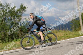 Photo #2573519 | 10-08-2022 10:15 | Pordoi Pass BICYCLES