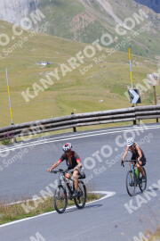 Photo #2489194 | 02-08-2022 14:00 | Passo Dello Stelvio - Peak BICYCLES