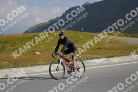 Photo #2379424 | 24-07-2022 10:12 | Passo Dello Stelvio - Peak BICYCLES